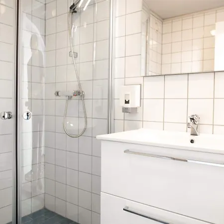 Otel Gjestetun 3*